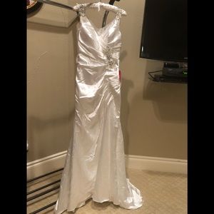 Ivory Wedding Dress